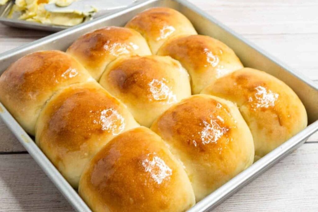 The Unique Taste And Texture Of Sunbeam Dinner Rolls