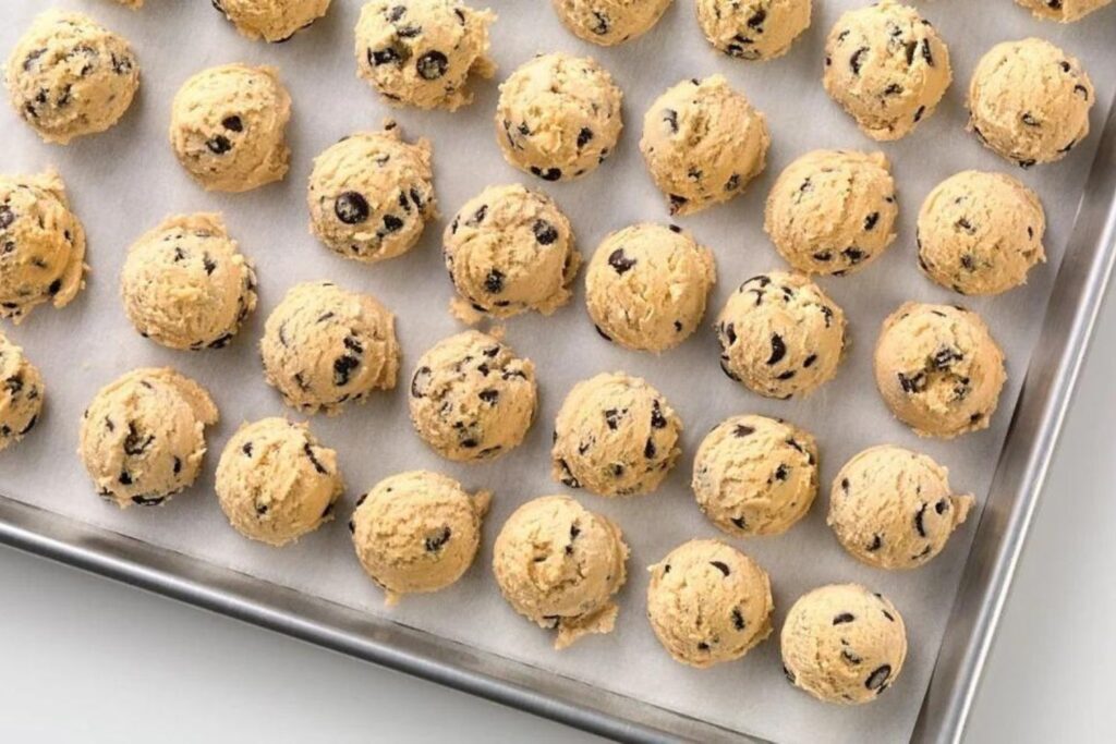 What Makes Cheddar Chive Scones Irresistibly Flaky?