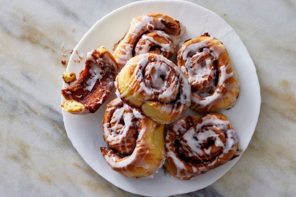 Why Sunbeam Rolls Are Perfect For Potlucks And Parties?